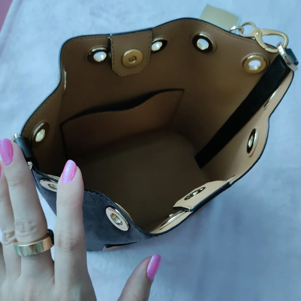 ✨NEW MICHAEL KORS BUCKET BAG MONOGRAM MK BROWN GOLD CHAIN✨ - Picture 4 of 7